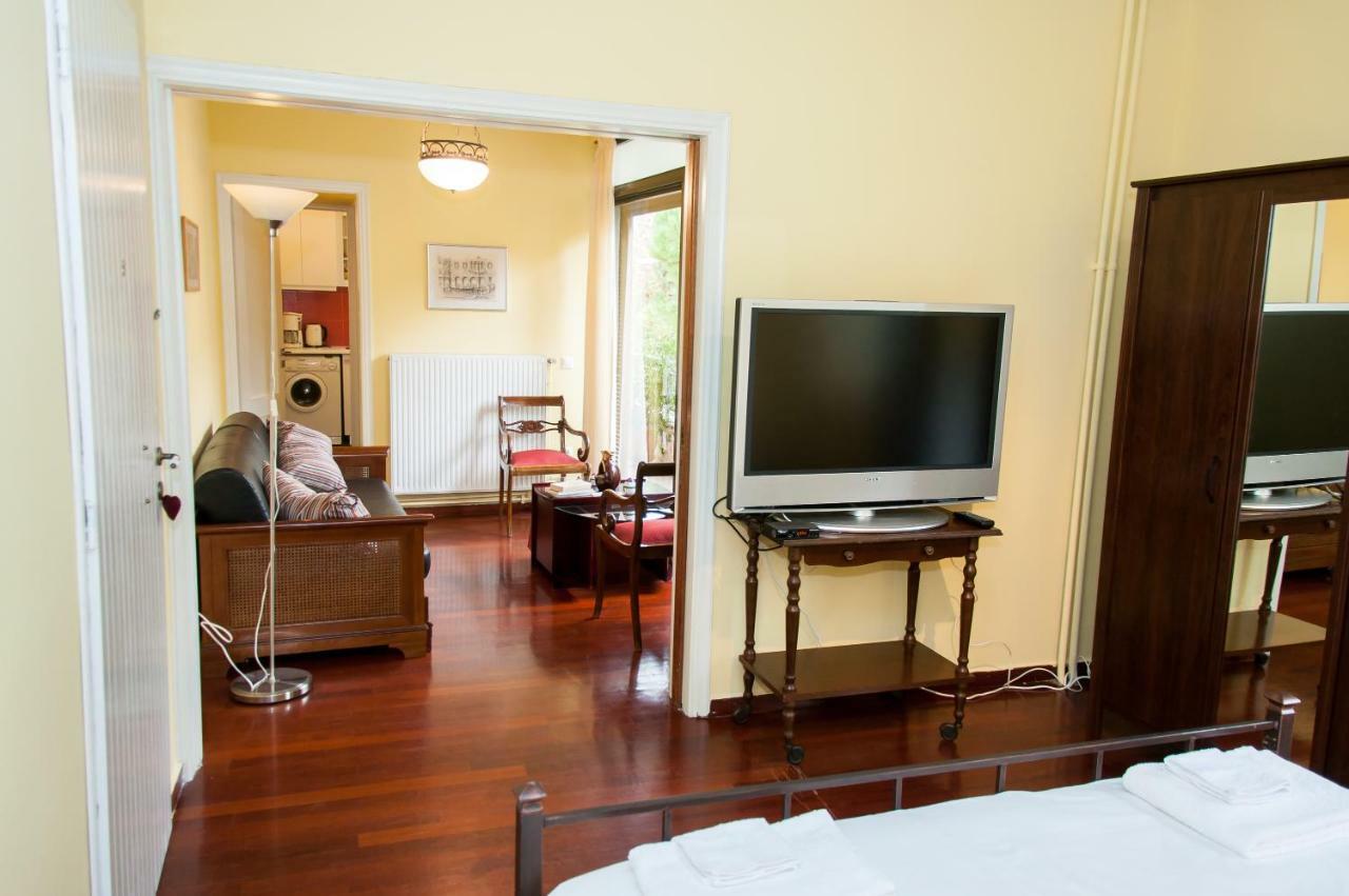Stephany Apartment Athena Bagian luar foto